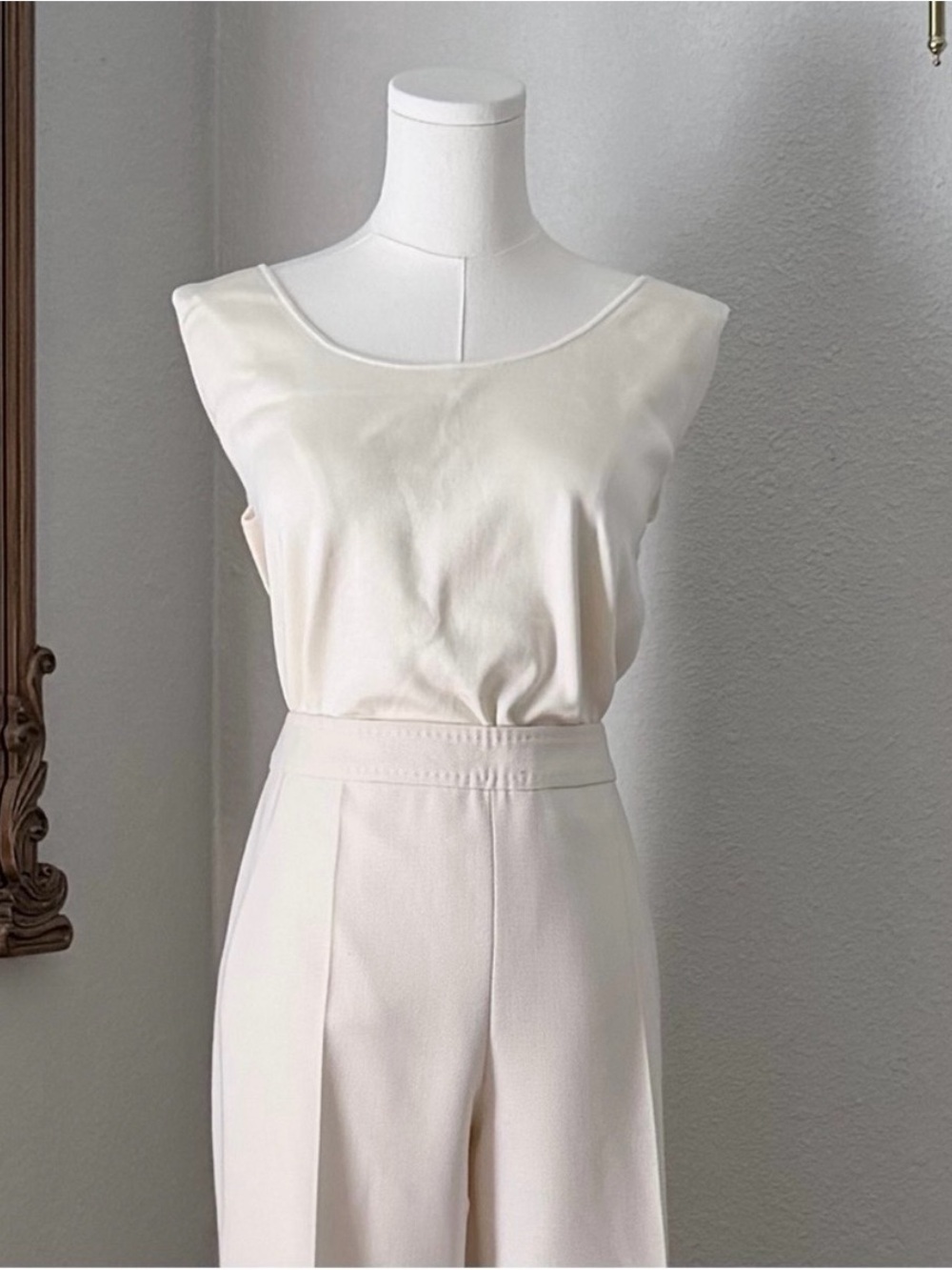 Akris Mulberry Silk Stretch Top XL 14/16 Quiet Luxury Minimalist Shell Cream